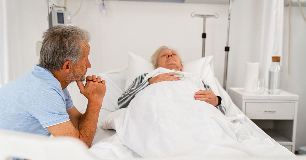 Aggressive end-of-life care is widespread for US patients with metastatic cancer living in nursing homes despite little to no survival or cure benefit